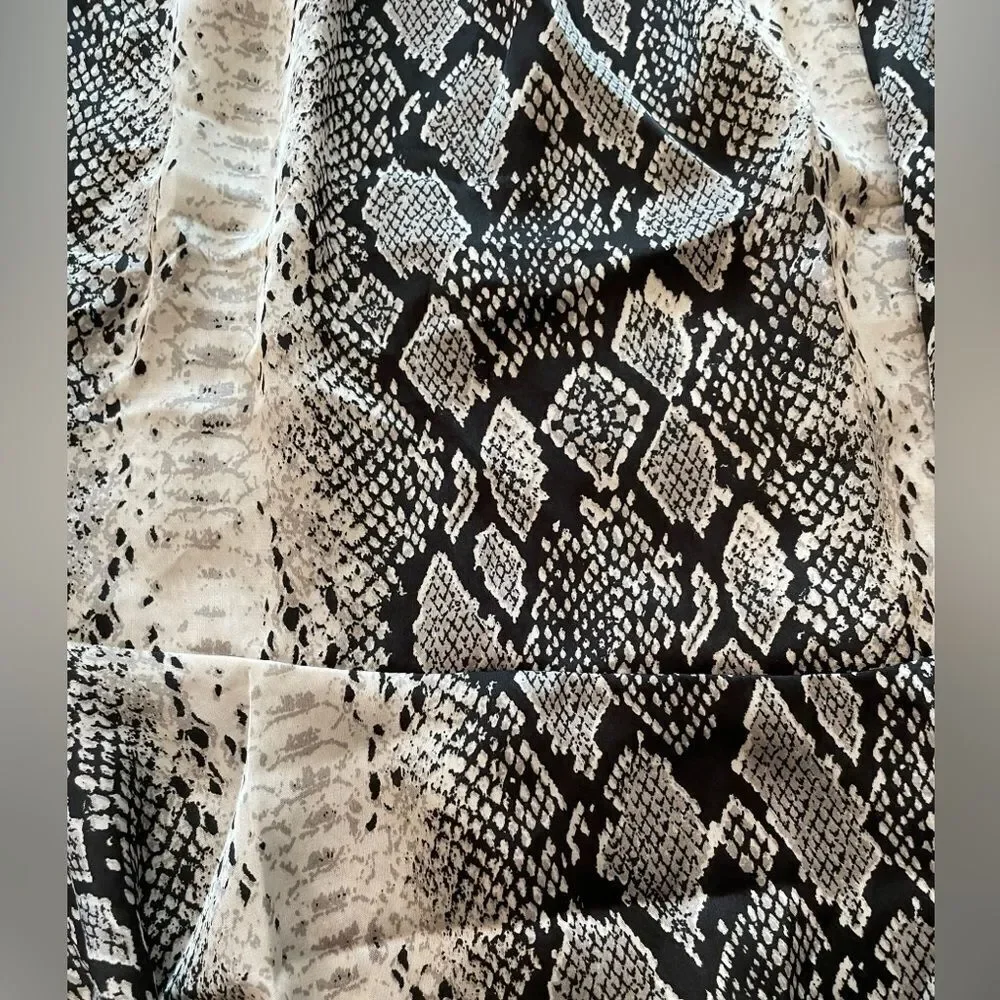 SNAKESKIN DESIGN FLARED SKIRT, XL‎